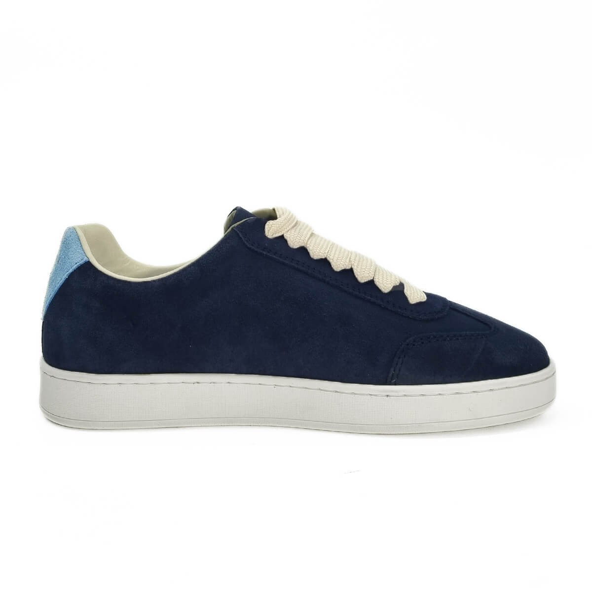SNEAKER // Blue Acanto