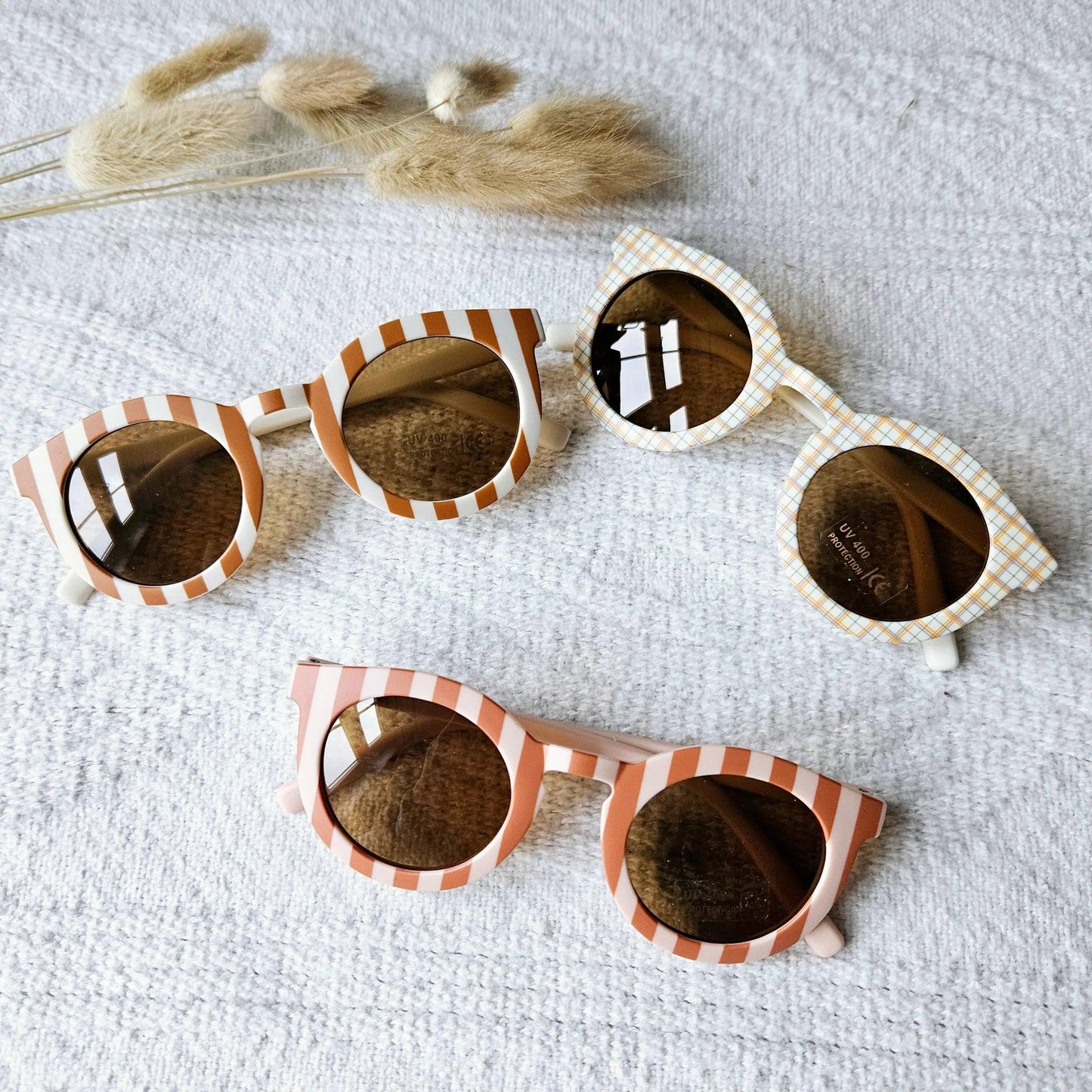 STRIPED SUNGLASSES // Kids - Loja Real