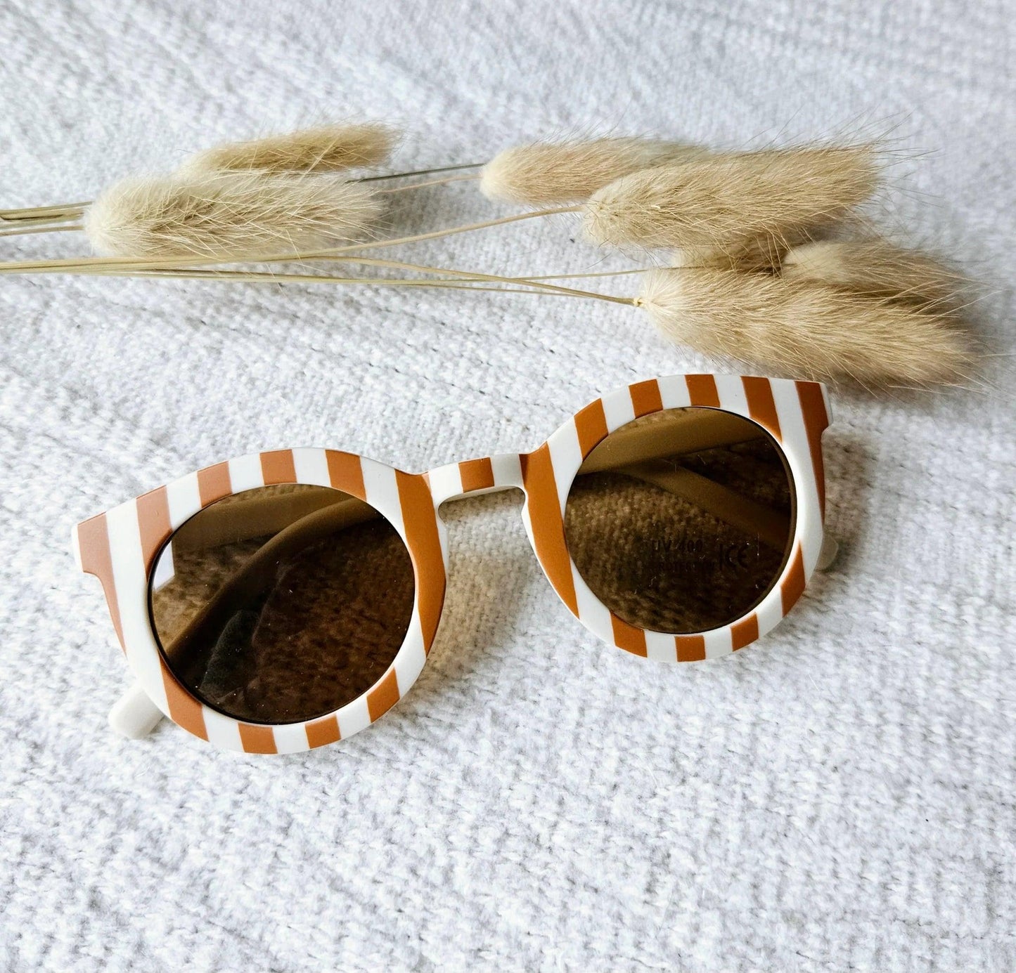STRIPED SUNGLASSES // Kids - Loja Real