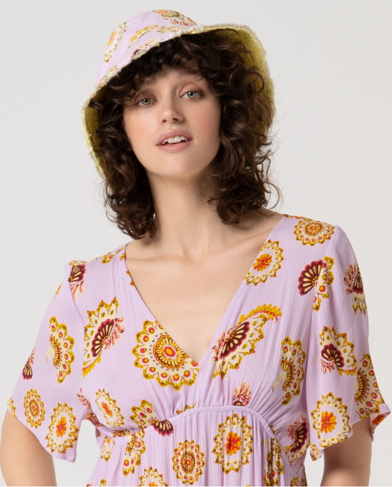 REVERSIBLE HAT // Flowers