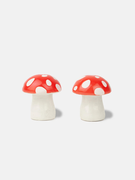 SALT AND PEPPER SHAKERS // Mushroom