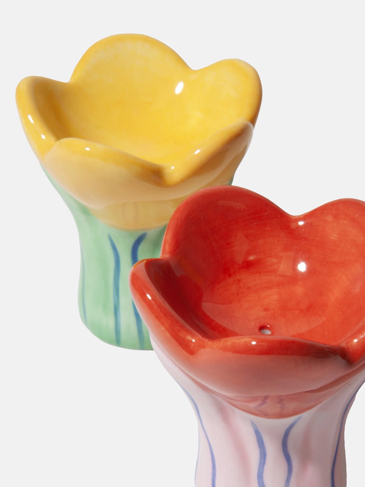 SALT AND PEPPER SHAKERS // Tulip