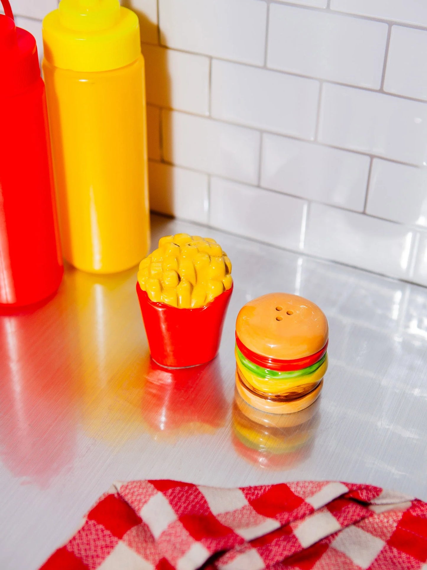 SALT AND PEPPER SHAKERS // Fast Food