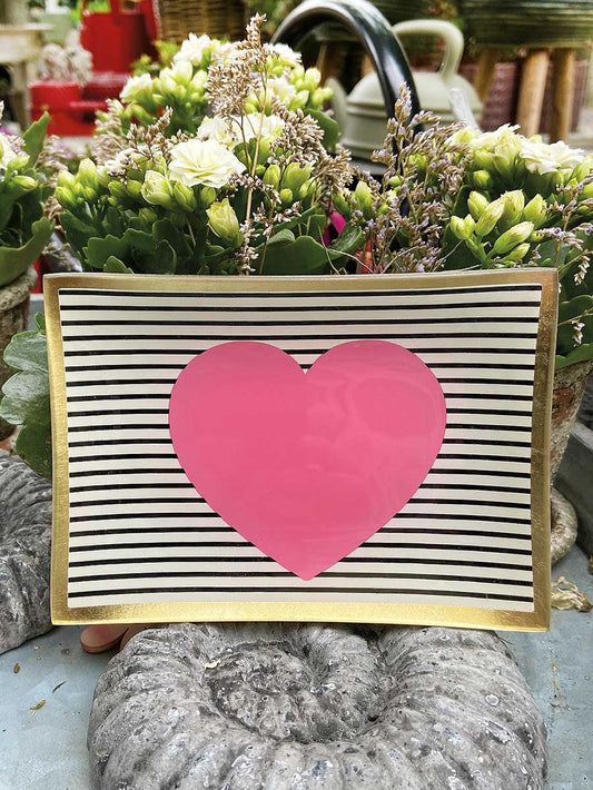 TRAY // Love