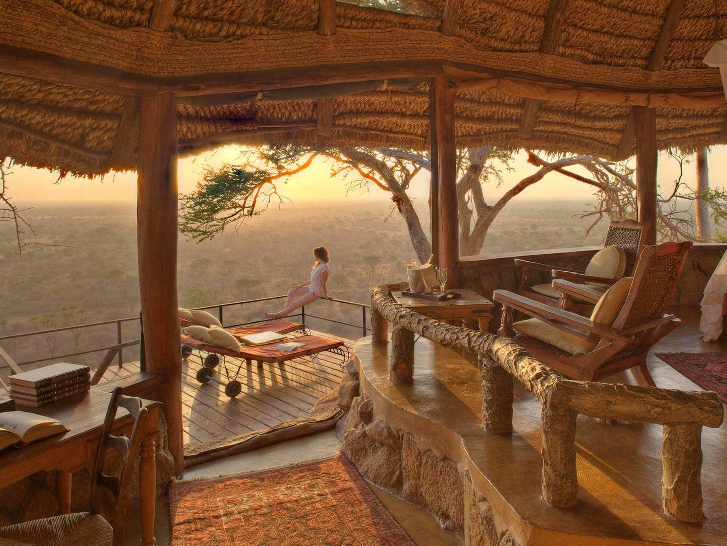 150 HOTELS // You Need to Visit Before You Die - Loja Real