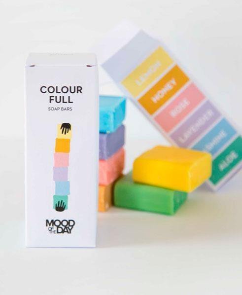 MOOD OF THE DAY // 6 colourful soap bars - Loja Real