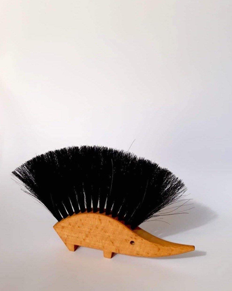 CRUMB BRUSH // Hedgehog - Loja Real