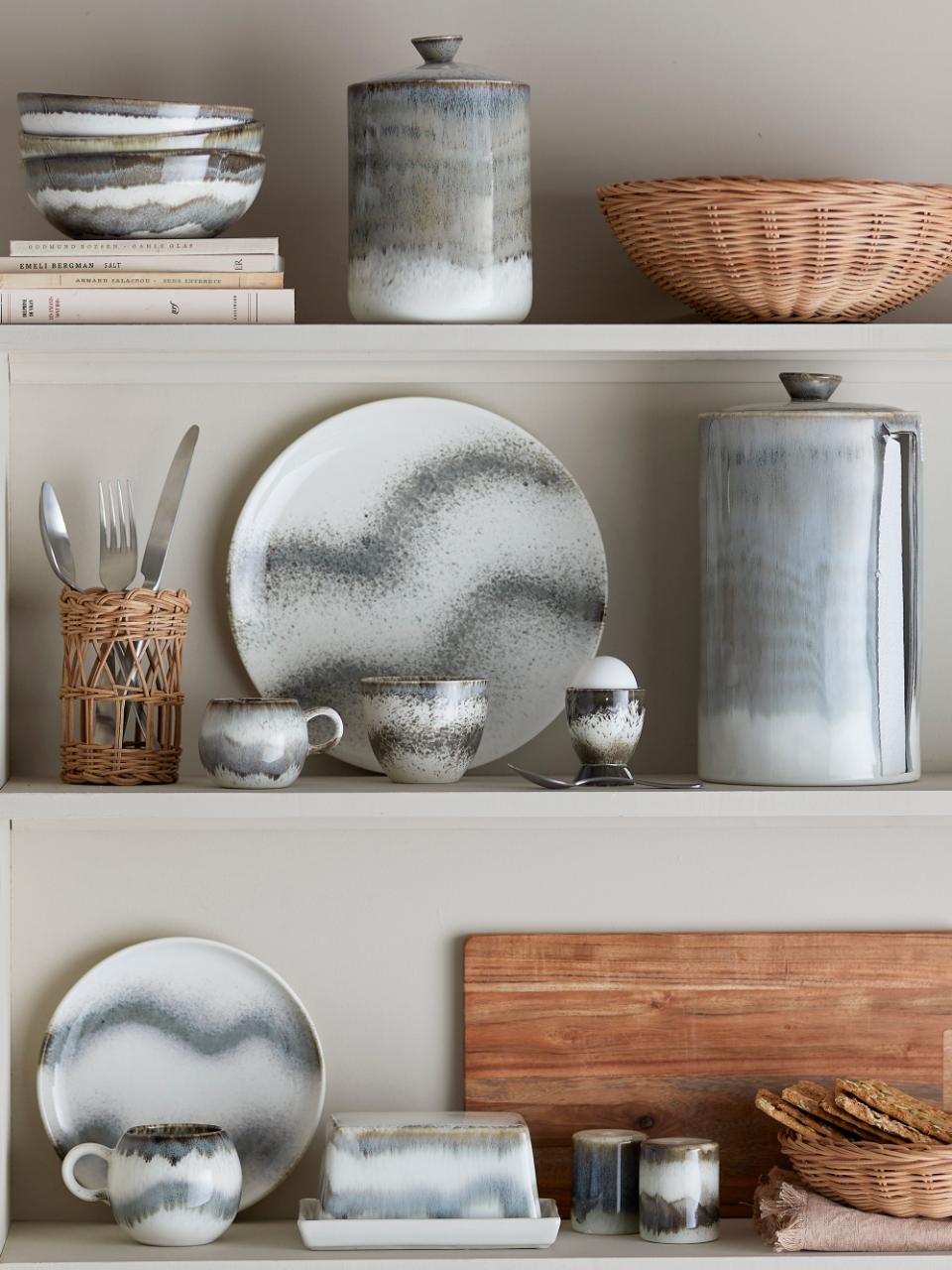 Paula Plate, Grey, Stoneware
