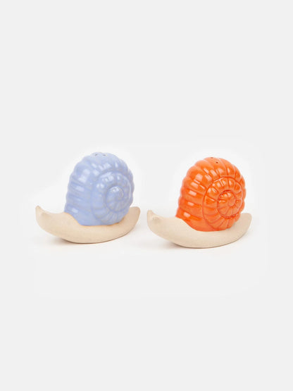 SALT AND PEPPER SHAKERS // Spring Snails