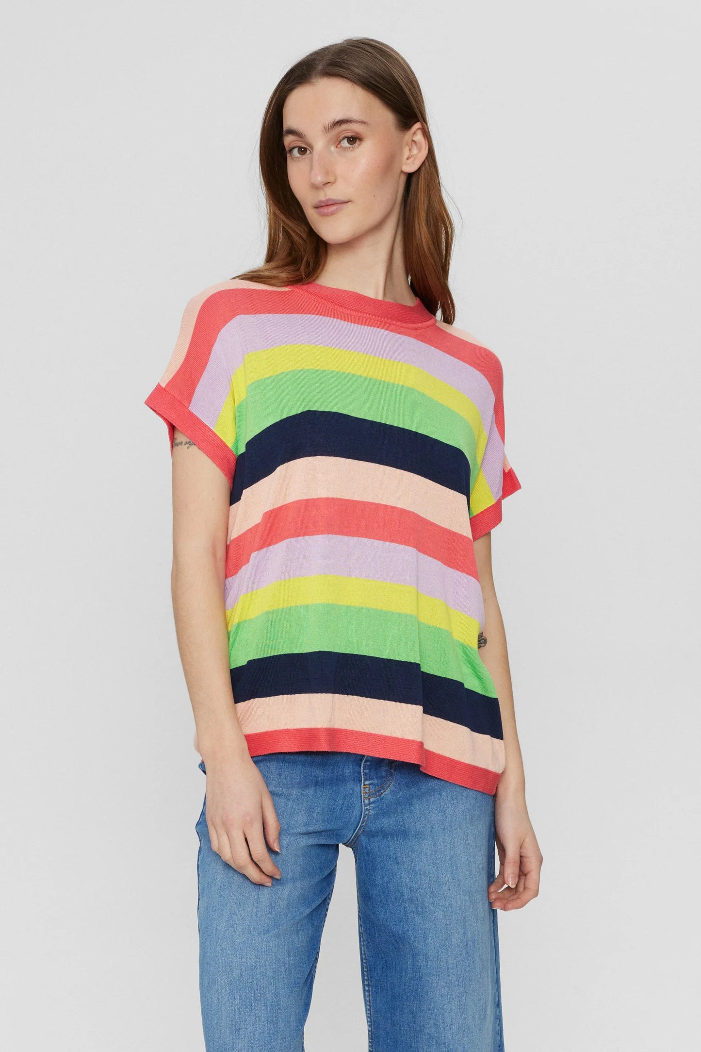 T-SHIRT // Colorfull Stripes