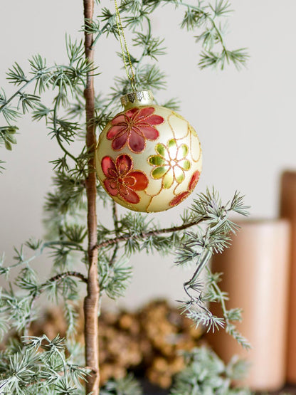 CHRISTMAS BAUBLE // Flowers