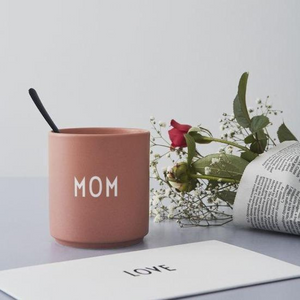 DESIGN LETTERS // Mom Favourite Cup