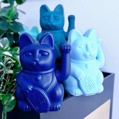 LUCKY CAT // Maneki Neko