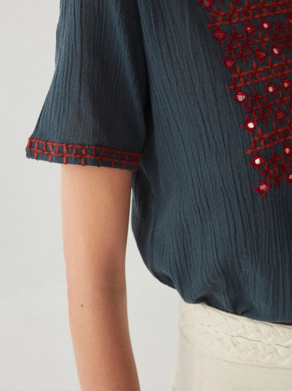 SHIRT // Embroidered Detail