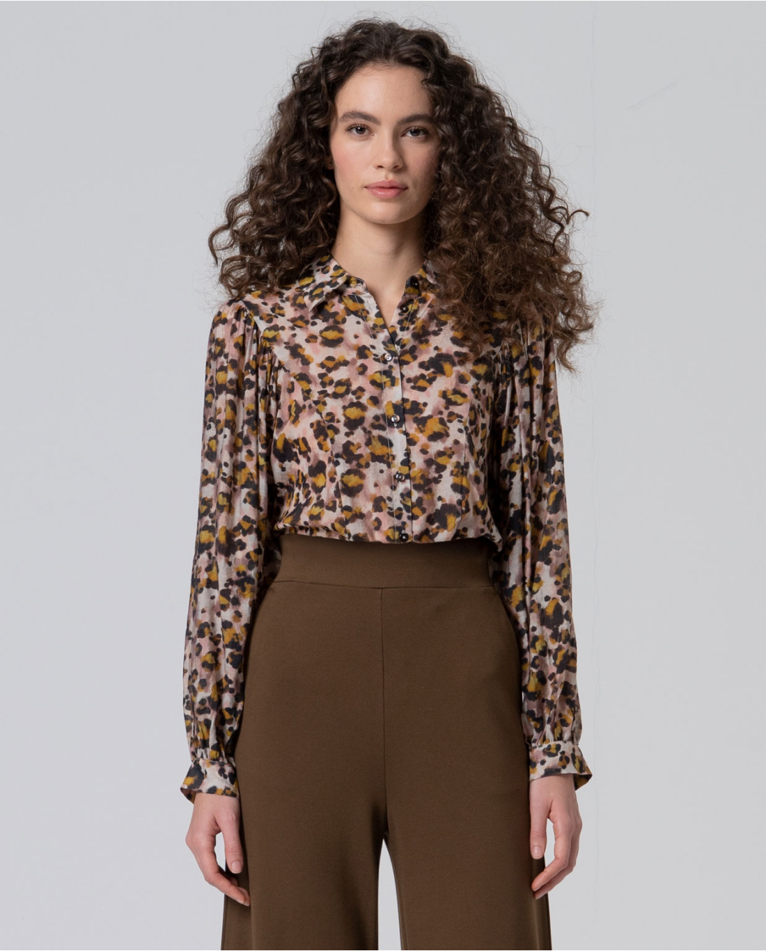 WIDE-LEG PANTS // Kaki