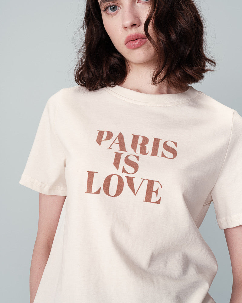 T-SHIRT // Paris is Love