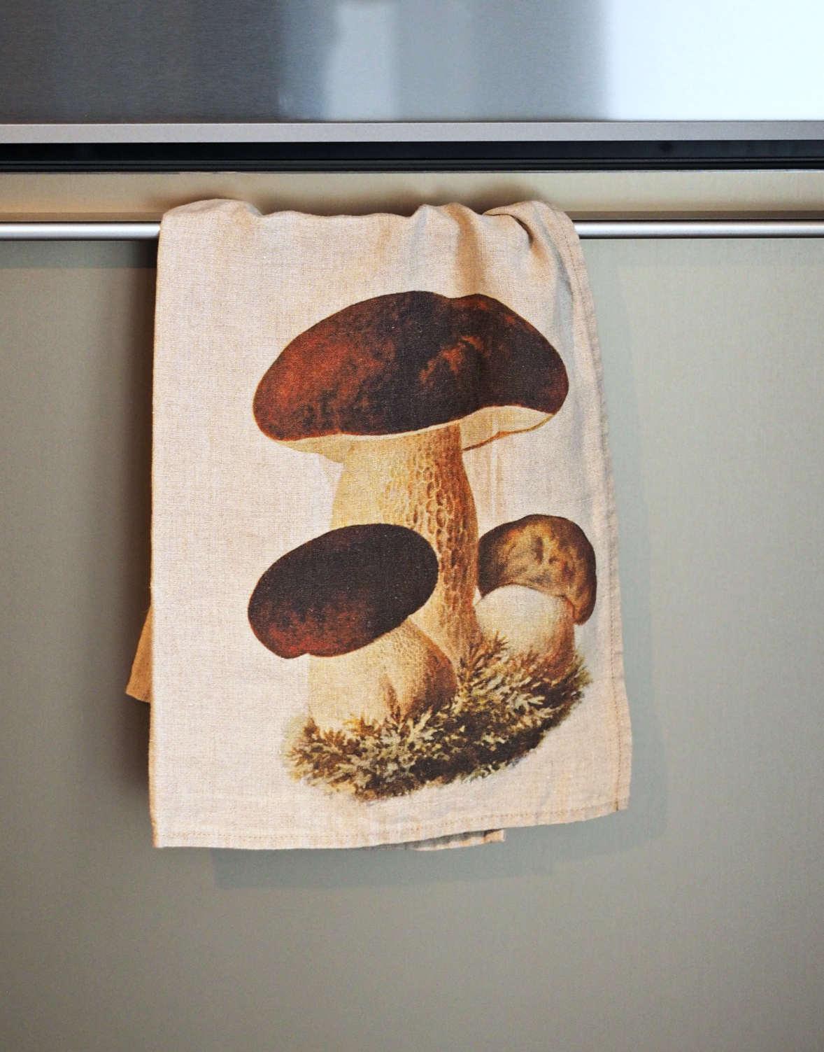 LINEN TOWELS // Mushrooms - Loja Real